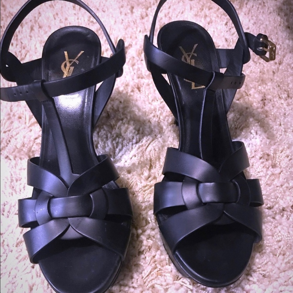 Gorgeous YSL TRIBUTE 75 in black leather. Size 38