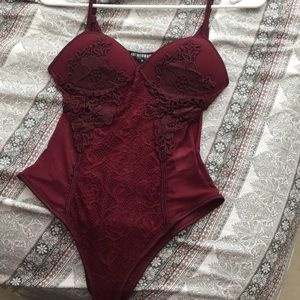 See through on the sides, Lacey, has boob pads