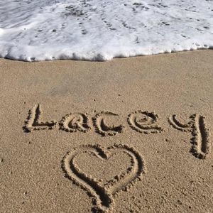 Meet your Posher, Lacey