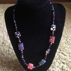 Bead necklace