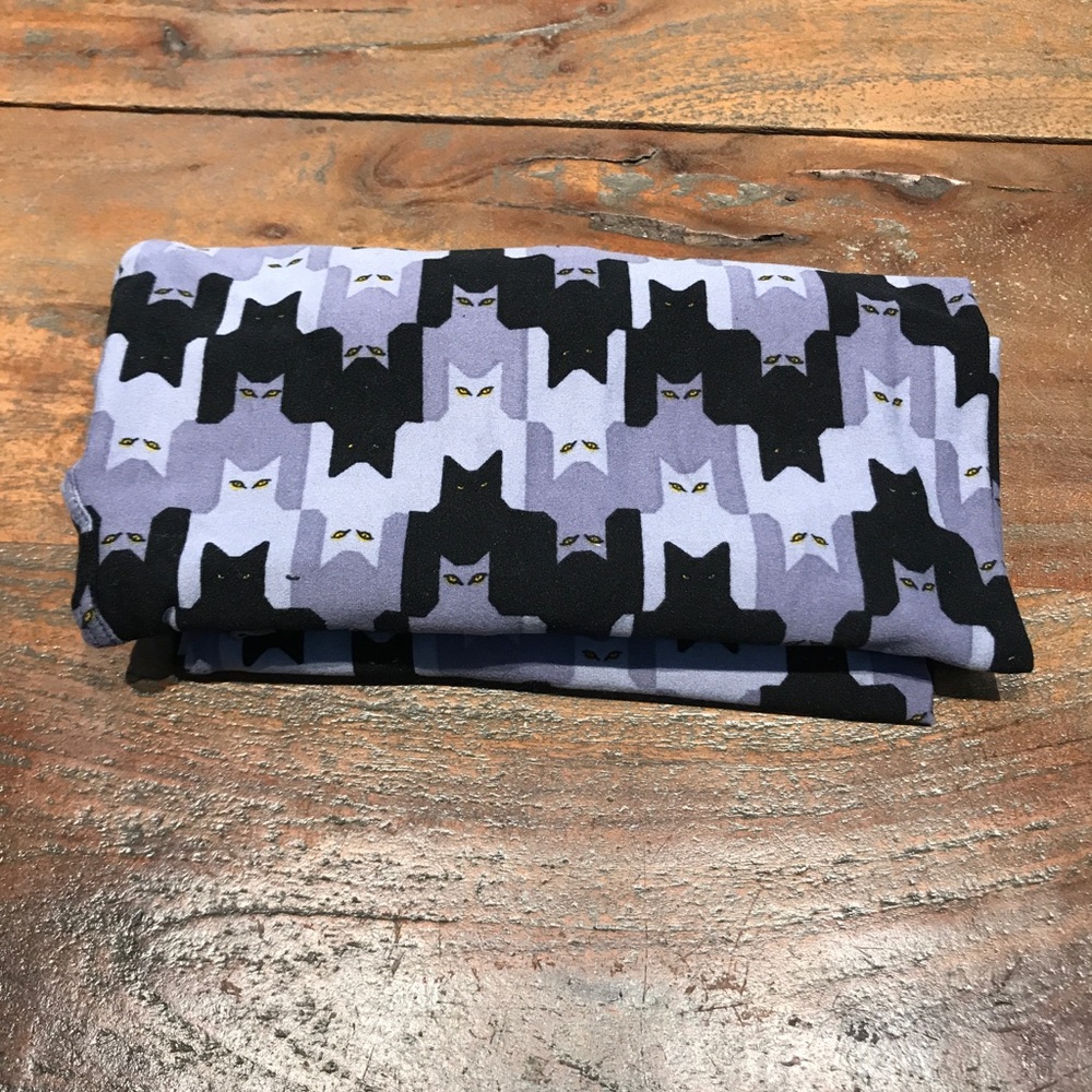 Bats - Tall and Curvy LuLaRoe leggings