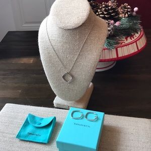 Tiffany & Co. Gehry necklace & earrings