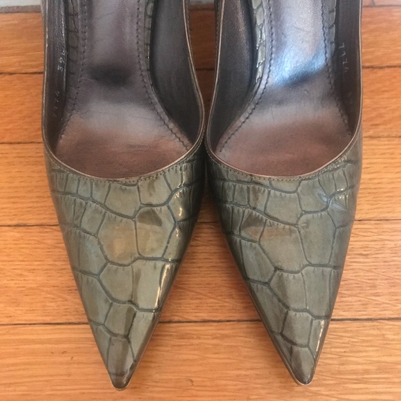 Dolce & Gabbana Croc Embossed Patent Leather Pump - Picture 2 of 7