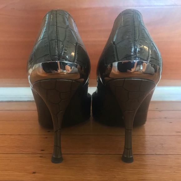 Dolce & Gabbana Croc Embossed Patent Leather Pump - Picture 5 of 7