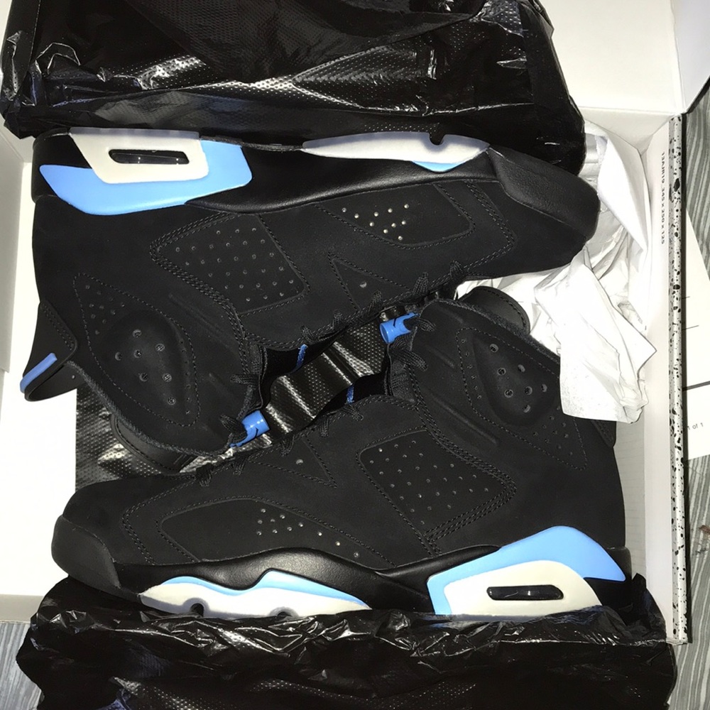 Jordan Retro 6’s UNC