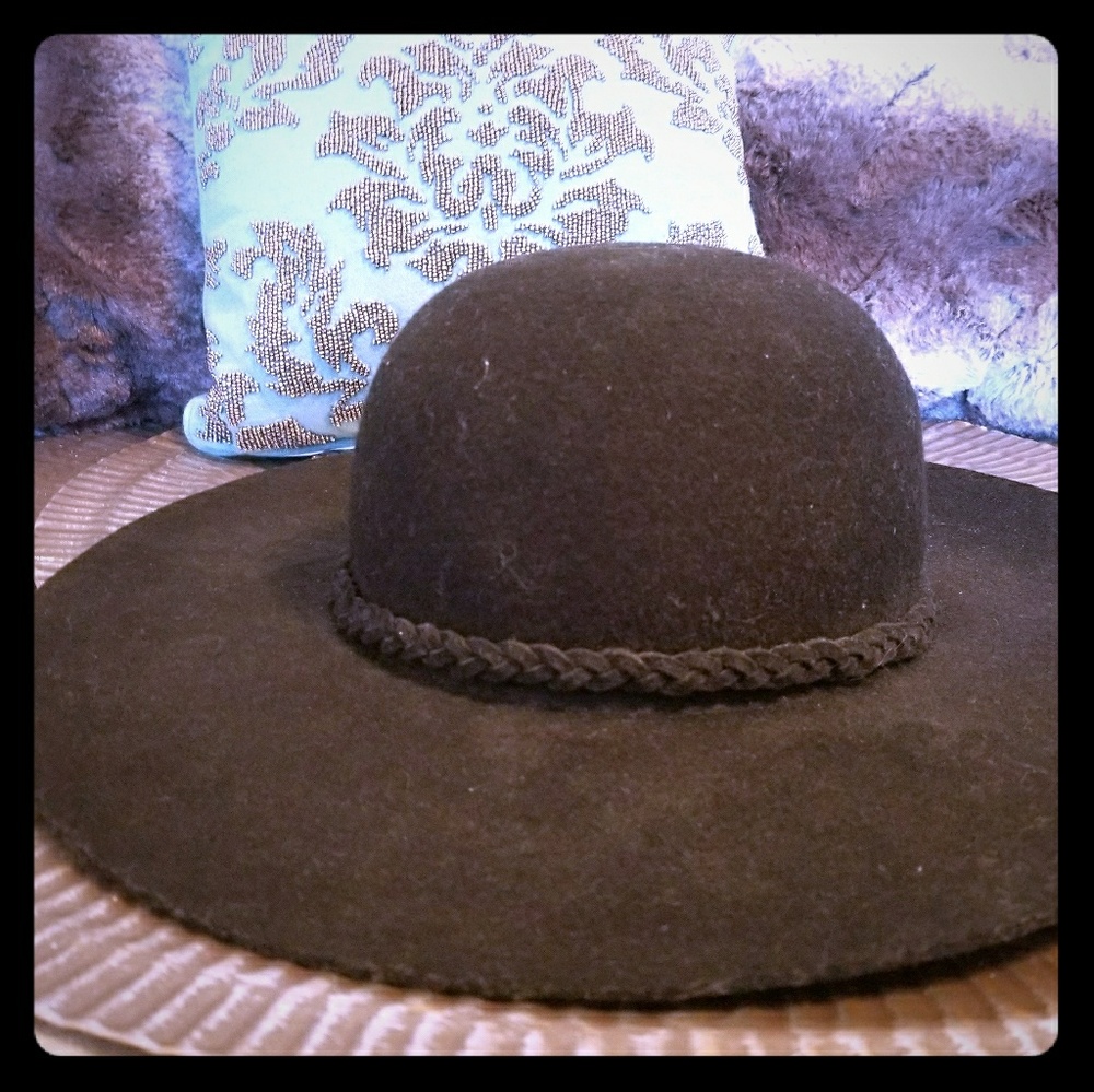 Never worn!