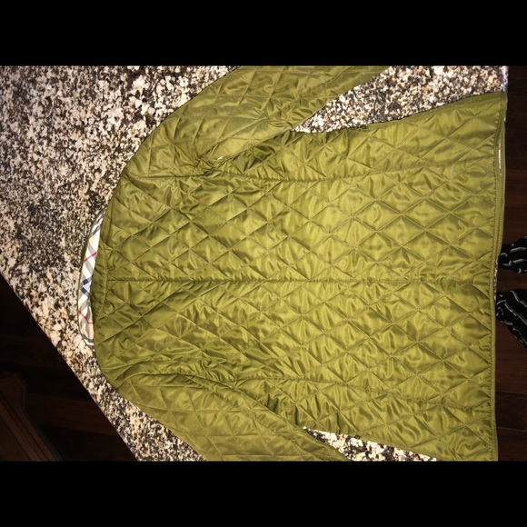 Burberry Green Quilted Jacket - Picture 6 of 6