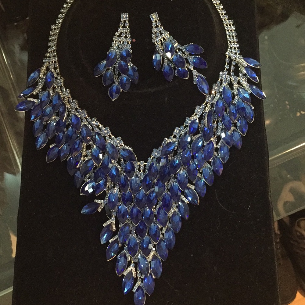 Sapphire crystal statement jewerly - Picture 2 of 3