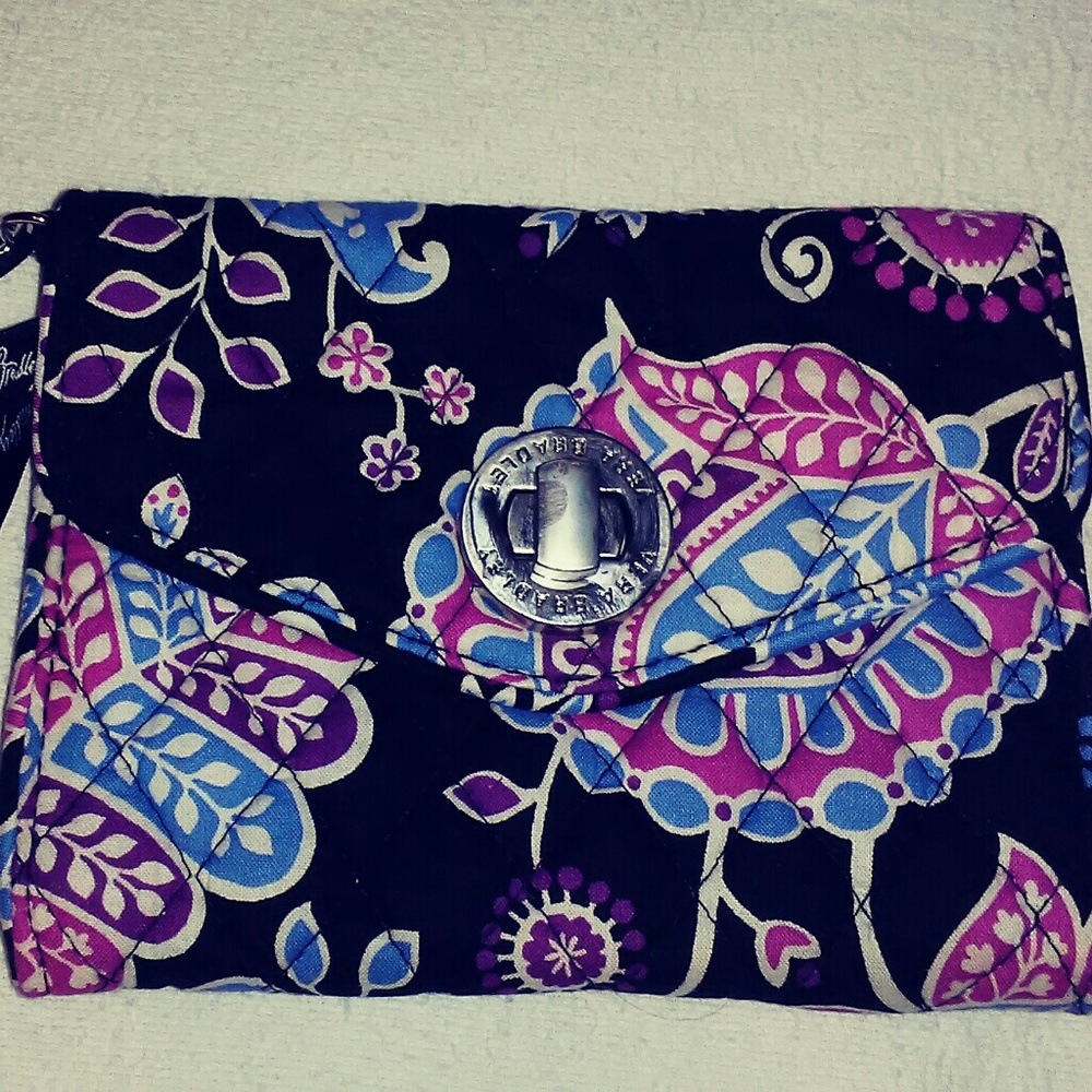 Vera Bradley Smartphone Wristlet Alpine Floral