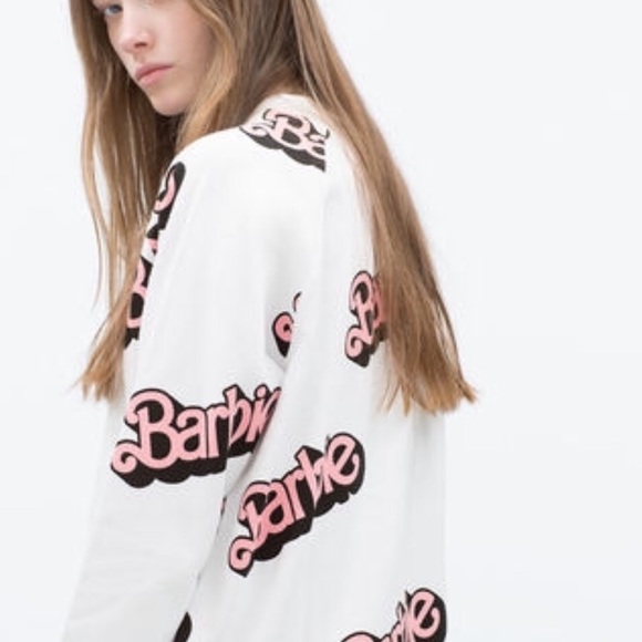 Zara Barbie Jumper/ Collaboration Mosscino
Barbie - Picture 7 of 9