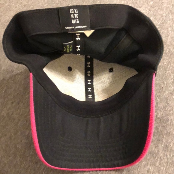 Under Armour Hat - Picture 3 of 3