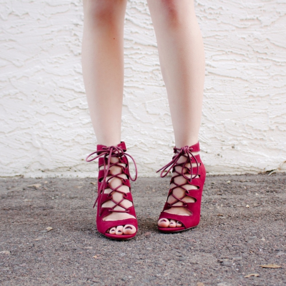 Lulus Chinese laundry jigsaw lace up heels