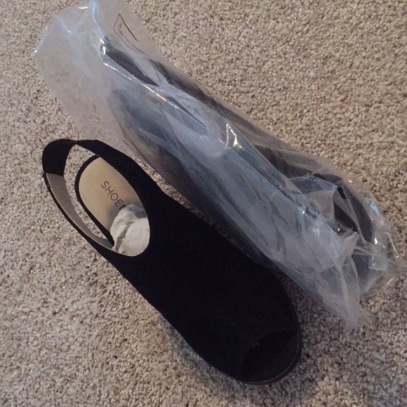 ShoeMint Nash wedges - Picture 2 of 3