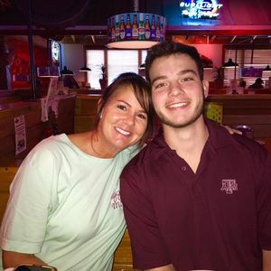 Meet your Posher, Blake