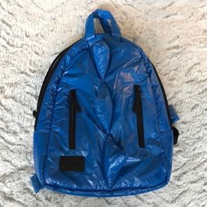 7am Voyage toddler Dino backpack