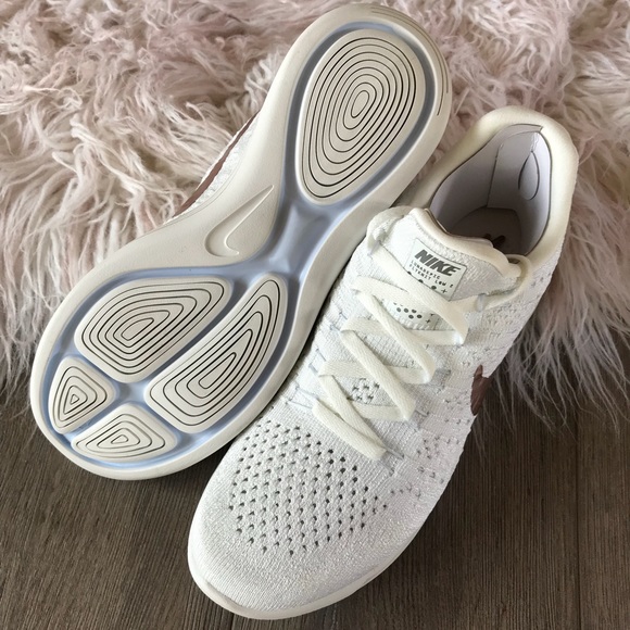 ❄️HP❄️NWT Nike lunarepic Flyknit Metallic Gold - Picture 7 of 8