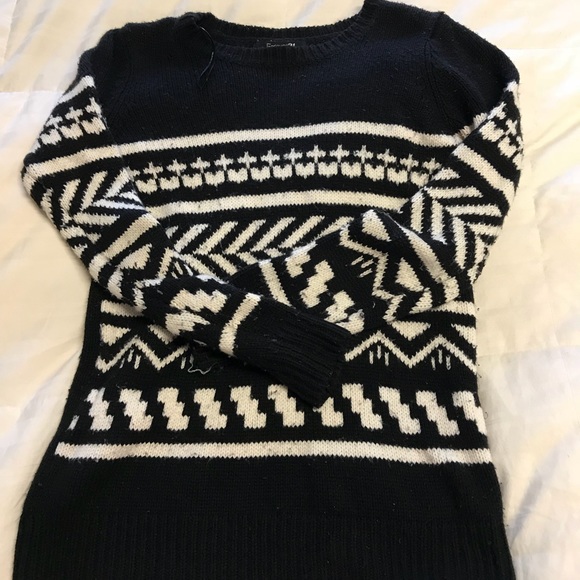 F21 knitted sweater :) - Picture 1 of 2
