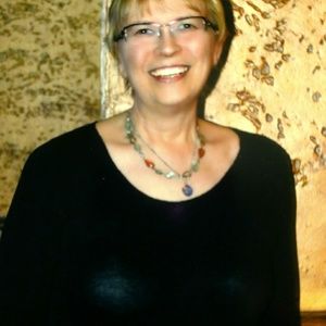 Meet your Posher, Sandy