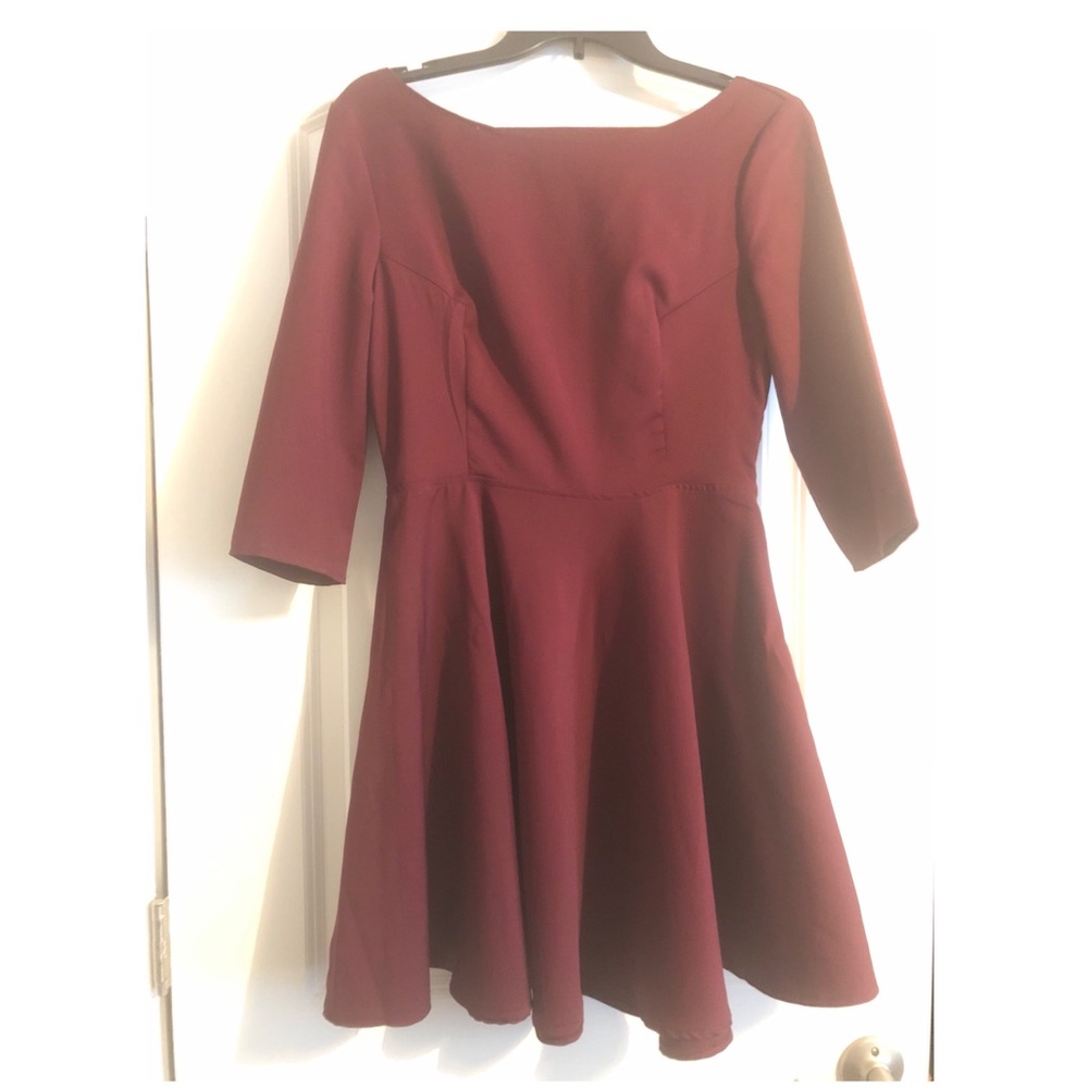 Backless dress