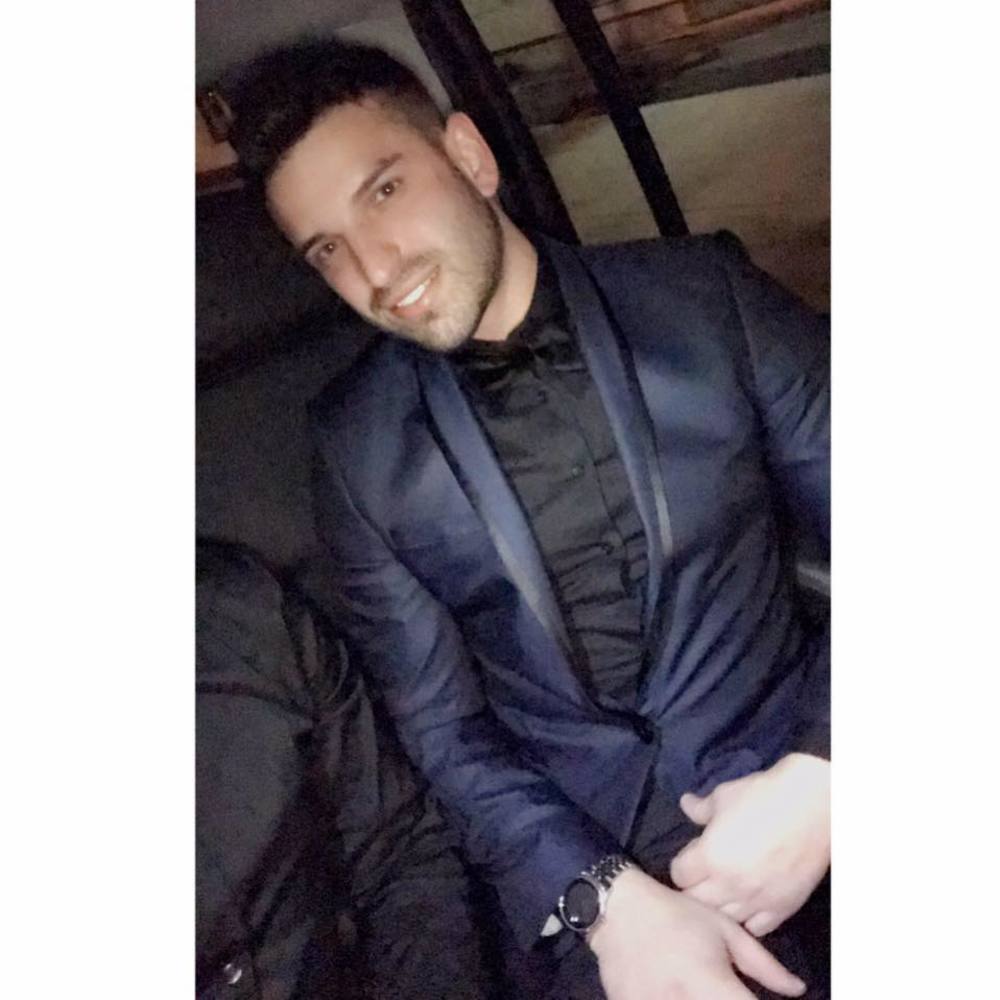 Meet your Posher, Cole