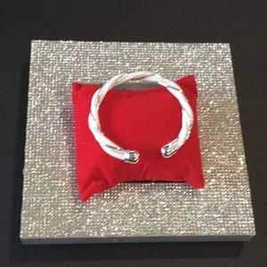 Boutique Jewelry - Sparkling Silver Twist Cuff Boutique Jewelry - Sparkling Silver Twist Cuff