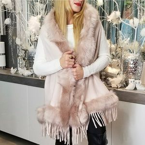 Blush Pink Faux Fur Detailed Vest