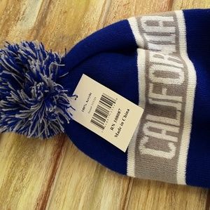 Other - California Republic winter hat/beanie w/pom Other - California Republic winter hat/beanie w/pom