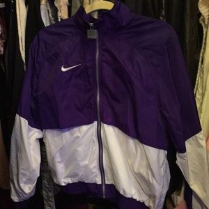 NIKE WINDBREAKER💜