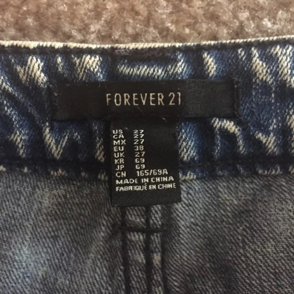 ❤️Distressed acid wash boyfriend jeans - Picture 2 of 2