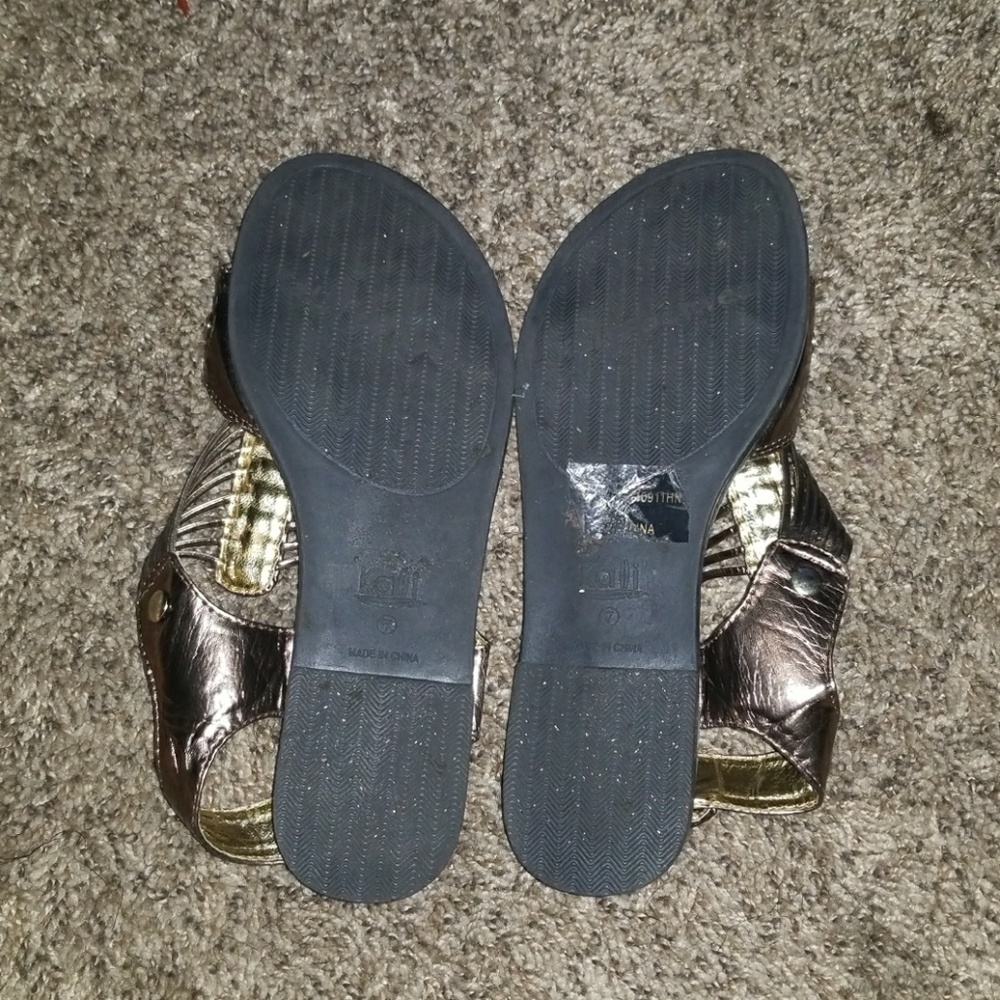 Bronzed sandle - Picture 3 of 4