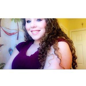 Meet your Posher, Vanessa