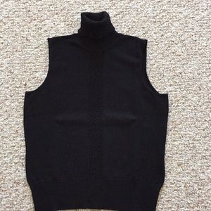 Austin Reed sleeveless turtleneck size M
