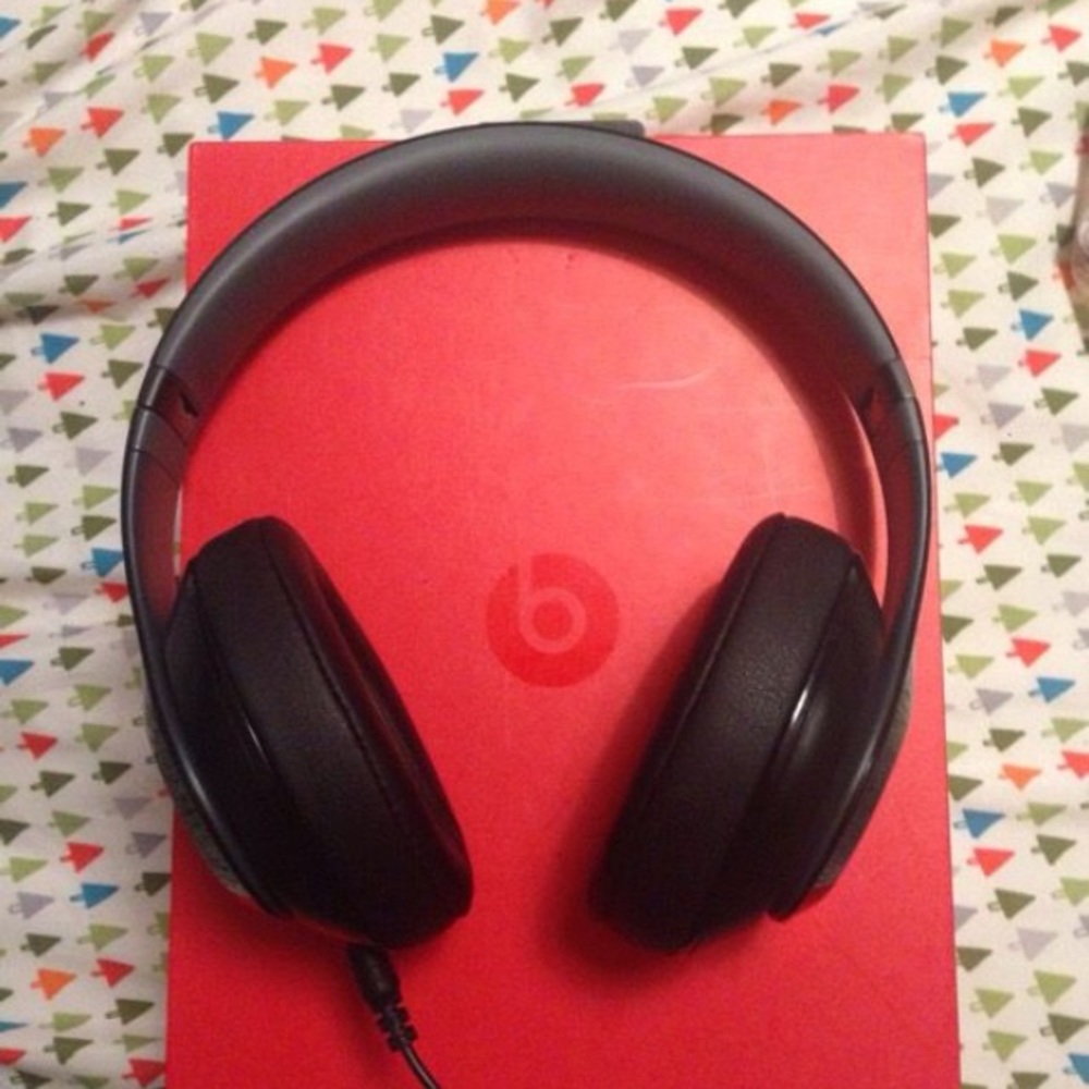 Brand new beats studios
