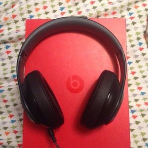 Brand new beats studios