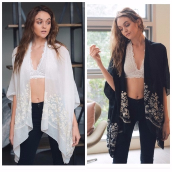 LAST ONE! 5 STARS! Blue Floral Embroidered Kimono - Picture 3 of 6