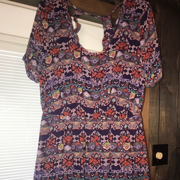 Wet seal plus size knee length dress. Size 2x - Picture 2 of 3