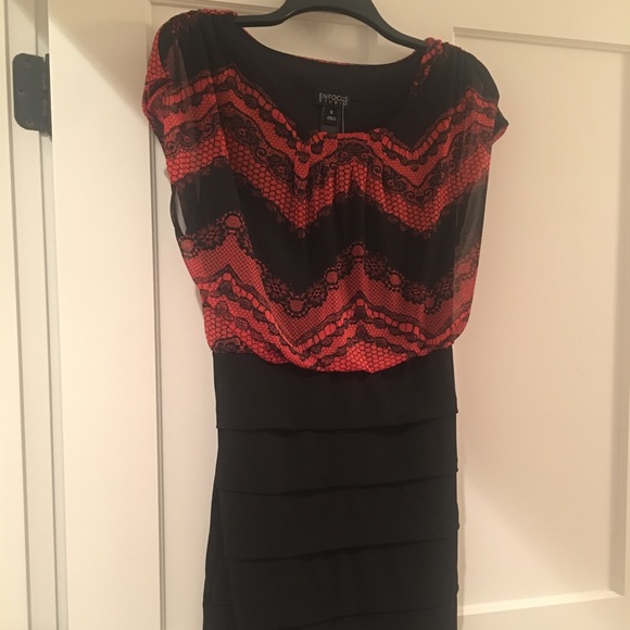 Orange and black scoop neck short sleeve dress - Picture 3 of 3