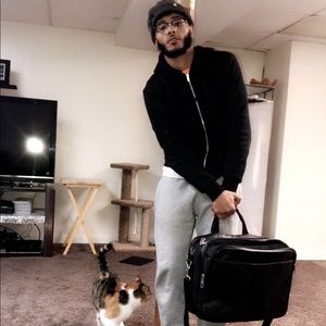 Meet your Posher, Wesam