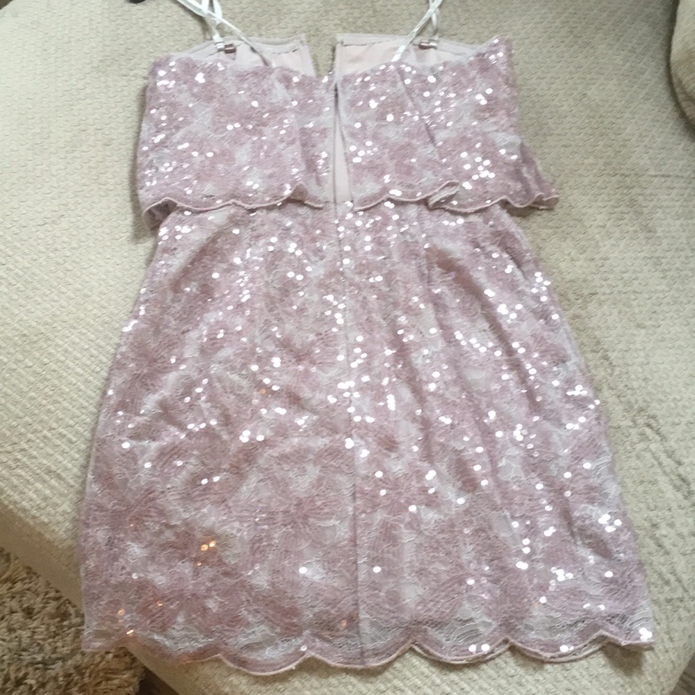 🍷FLASH SALE!  $500 SEQUIN ✨HOLiDAY PARTY DRESS!! - Picture 7 of 7