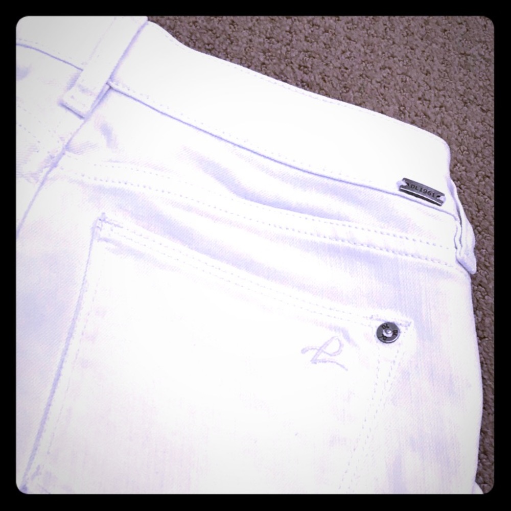 DL1961 Maternity Jeans