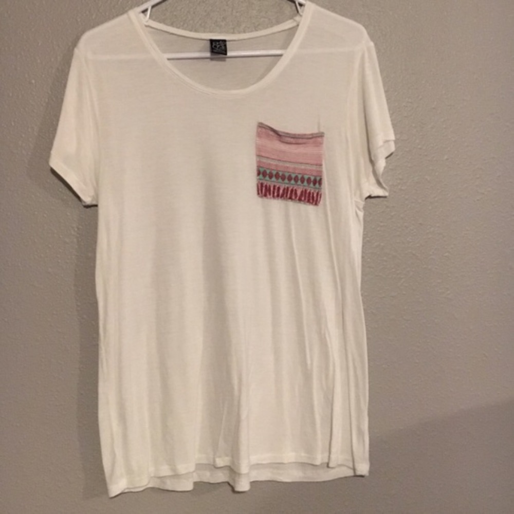 Pocket T-shirt