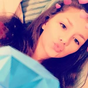 Meet your Posher, Amber