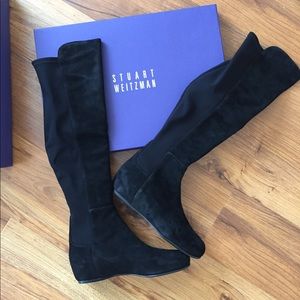 New Stuart Weitzman lander black suede boots