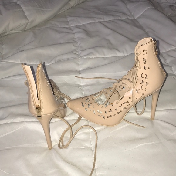 Pumps - Picture 2 of 3