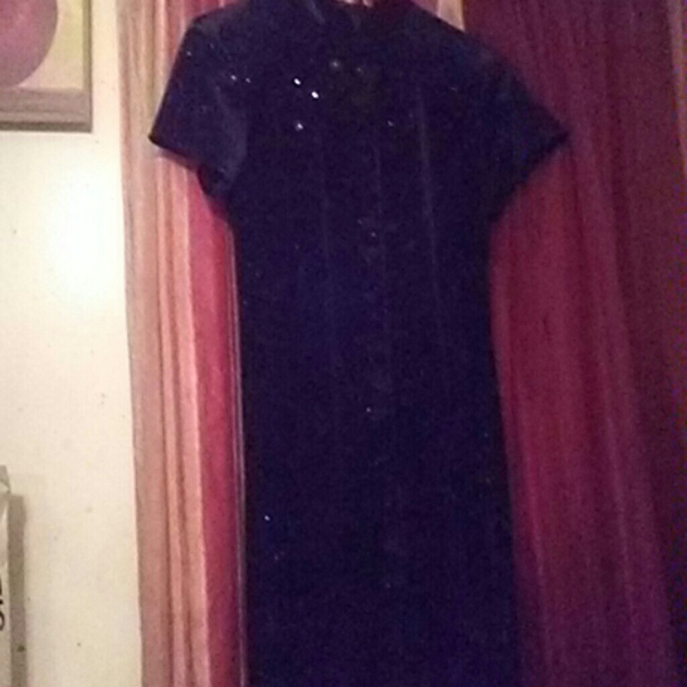 Brand new stunning black evening gown