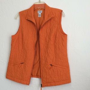 Chico’s Zenergy decorative quilted vest zipper with collar