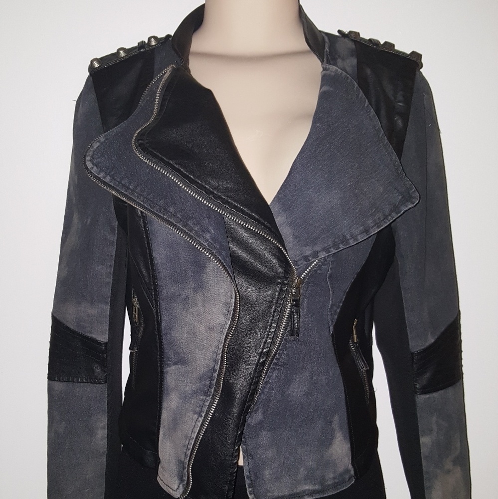 FOREVER 21 JACKET