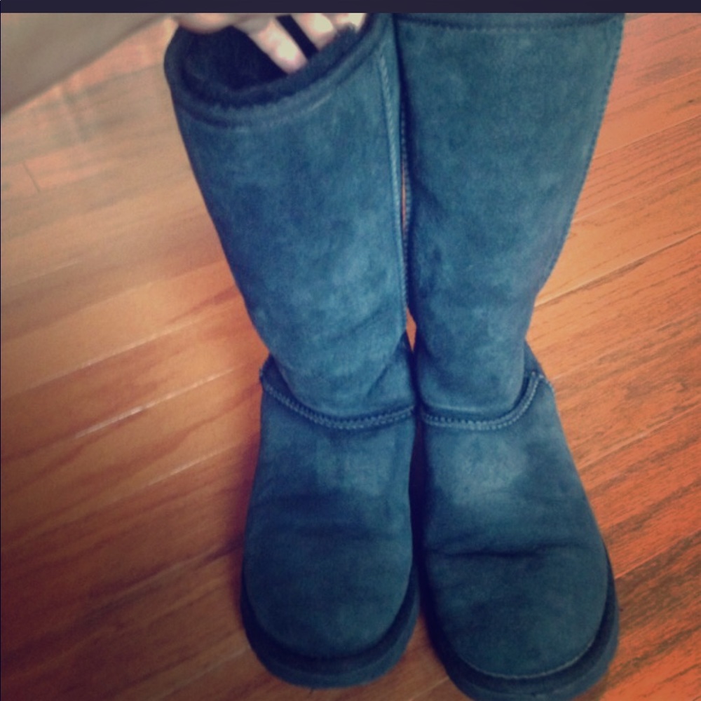 Classic tall black uggs