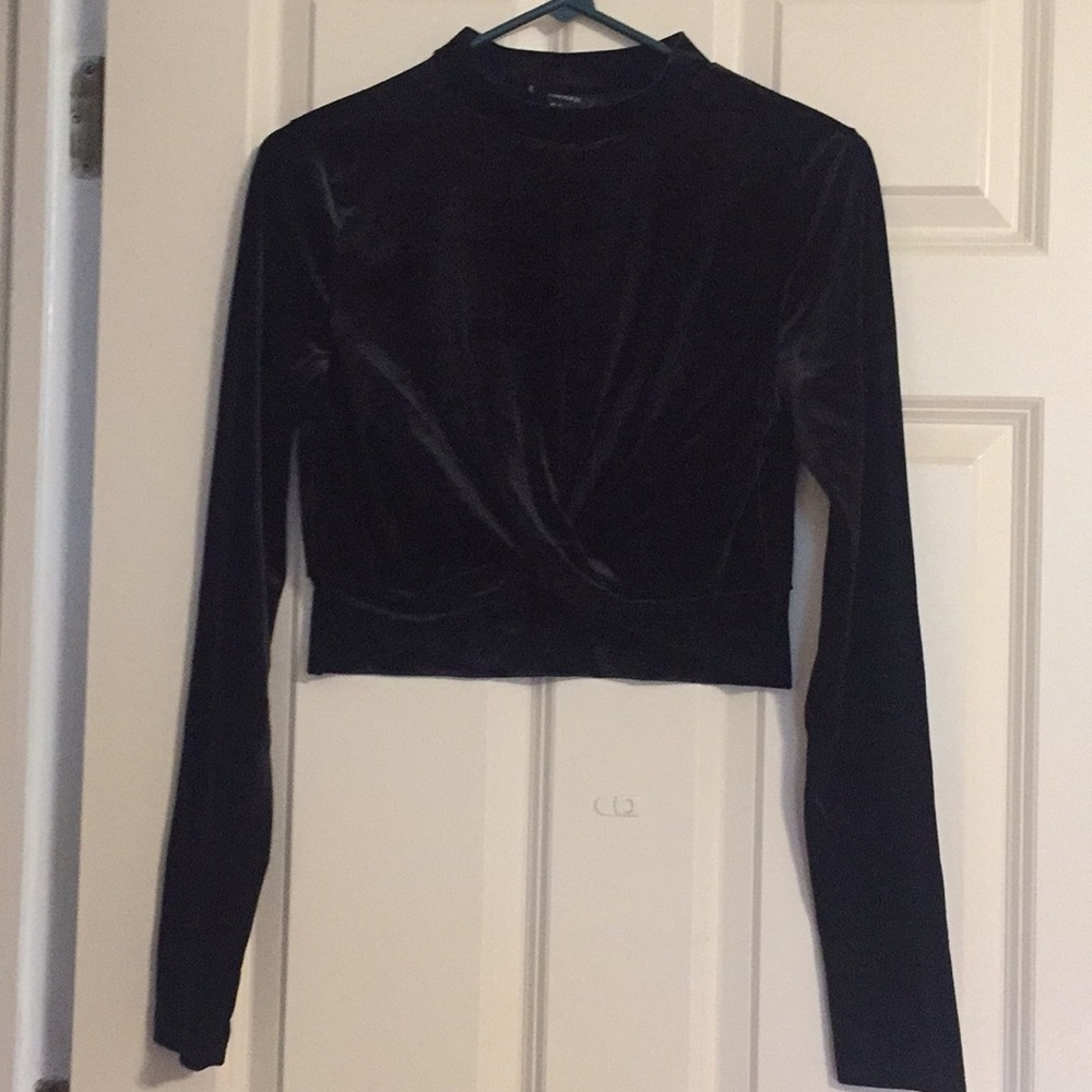 Forever 21 black velvet crop top