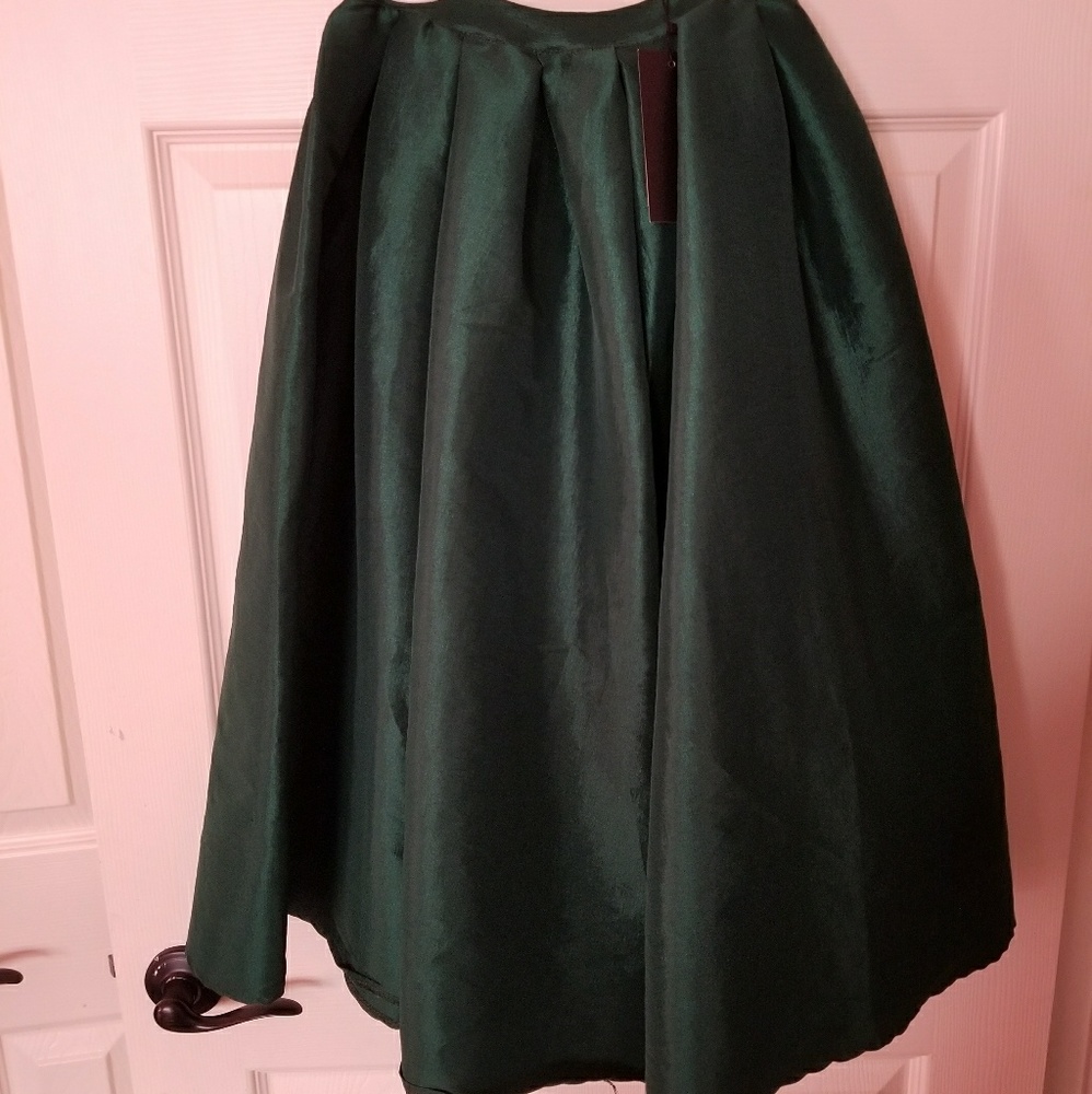 Green skirt